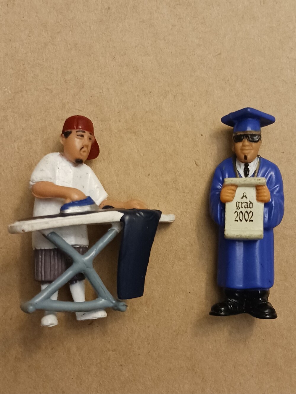 2 Lil Homies * Ironing Board * Series 9 DRE & "School Boy" Figures Series 5